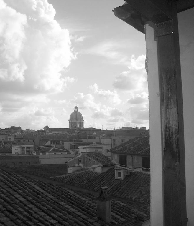 Erida Apartment Spanish Steps Rome Room photo